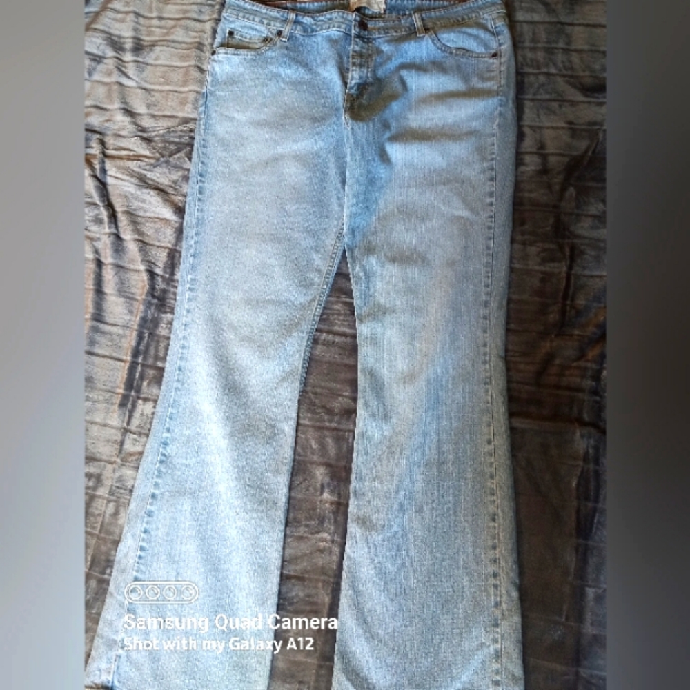 Levi Strauss Low Rise Boot-Cut Faded Blue Jeans